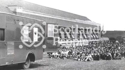 Travelling cinema, 1939-1945