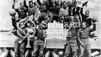 Tank crews in Libya thank British factory workers, 1942