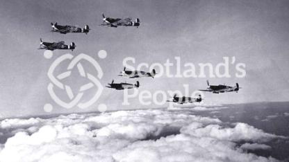 Cannon armed spitfires in flight 1939-1945