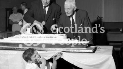 Queen Elizabeth 2 Cake, 1967