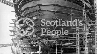 Queen Elizabeth 2 under construction, 1967