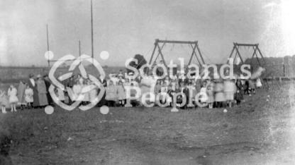 Sunday school picnic, Edinburgh, 1920