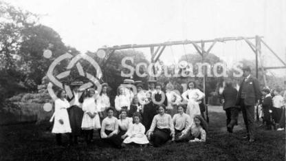 Sunday school picnic, Edinburgh, 1920