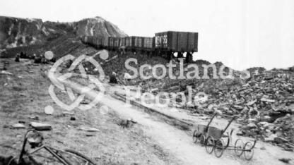 Coal bing at Buckhaven, 1935