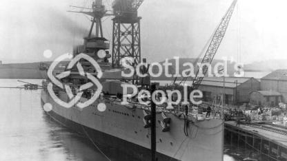 HMS Tiger, Royal Navy Tiger-Class Battlecruiser from the bow end at Clydebank 1914