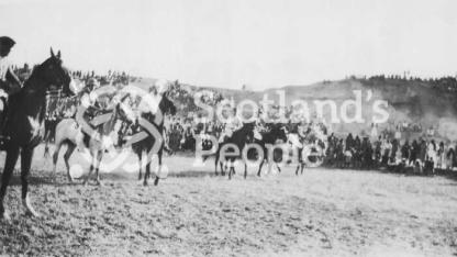 The start of the races at Mosul