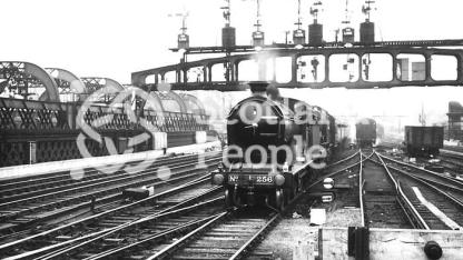NBR K Class 4-4-0 Locomotive No.256 \"Glen Douglas\" and GWR City Class 4-4-0 Locomotive No. 3440 \"City of Truro\" entering Glasgow Central Station