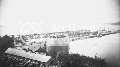 Forth Bridge construction