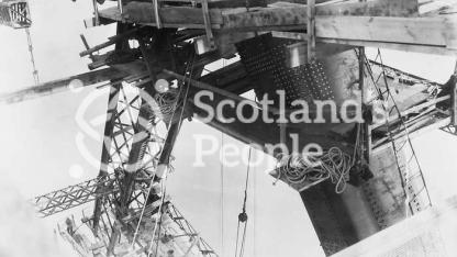 Forth Bridge construction