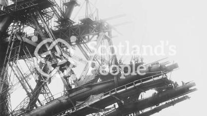 Forth Bridge construction