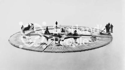 Forth Bridge Construction