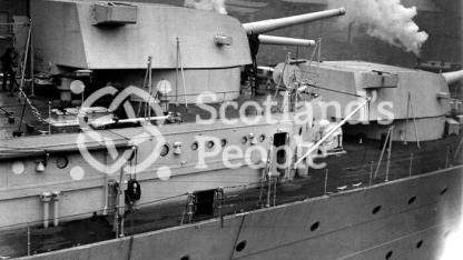 HMAS Australia (512)