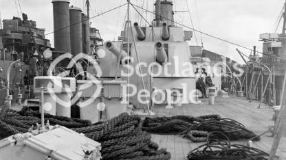 HMAS Australia (512)