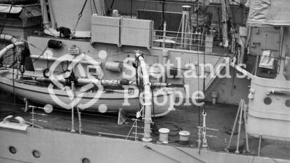 HMAS Australia (512)