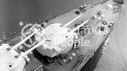 HMAS Australia (512)