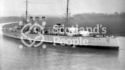 HMAS Australia (512)