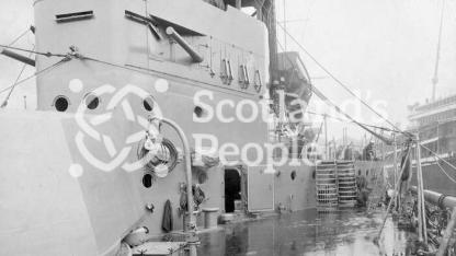 HMAS Australia (402)