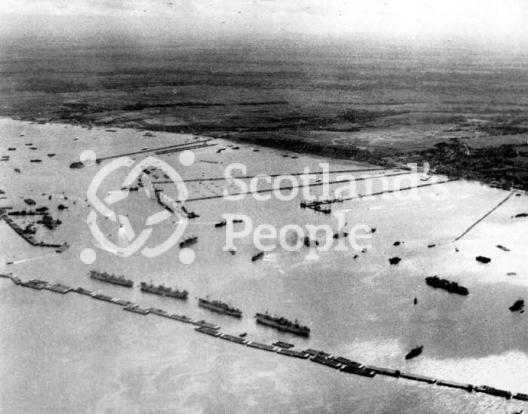 Mulberry harbours in Normandy, 1944-1945