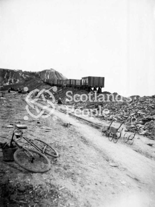 Coal bing at Buckhaven, 1935