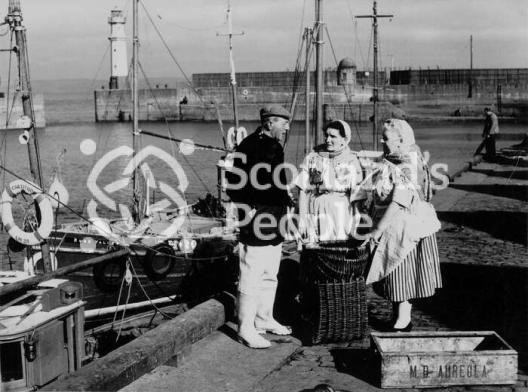 Newhaven fisherman and fisherwomen