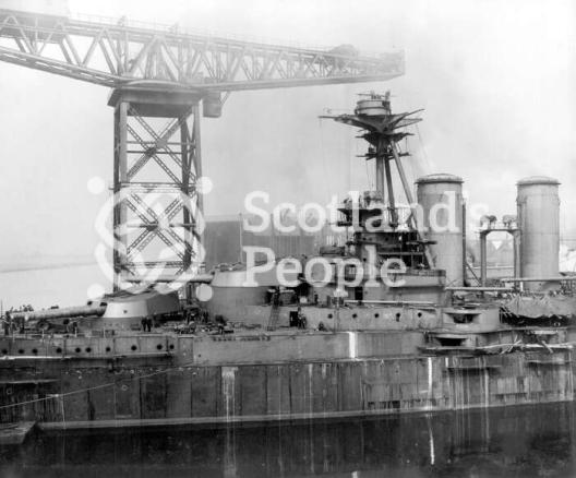 HMS Tiger, Royal Navy Tiger-Class Battlecruiser: View port-side, looking at the forward turrets and the bridge superstructure