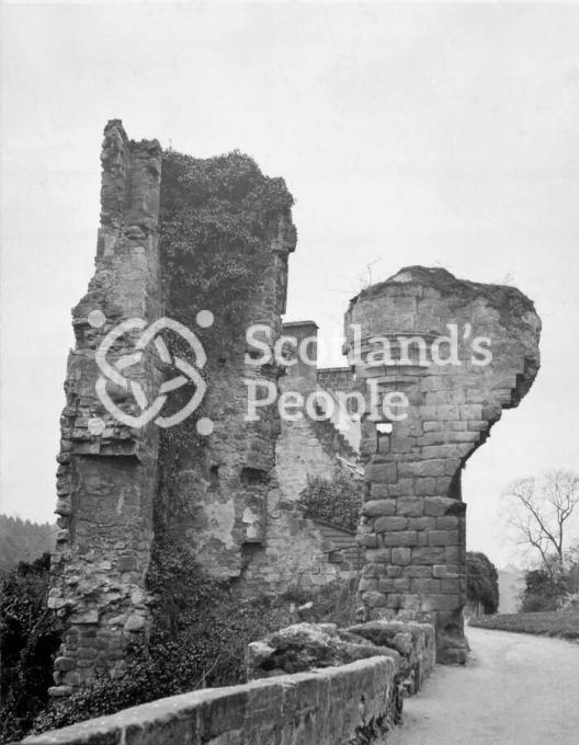 Rosslyn Castle, Roslin, Midlothian