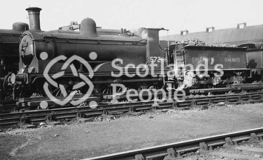 LMS Class 2F-E 0-6-0 Standard Goods Locomotive No.57266