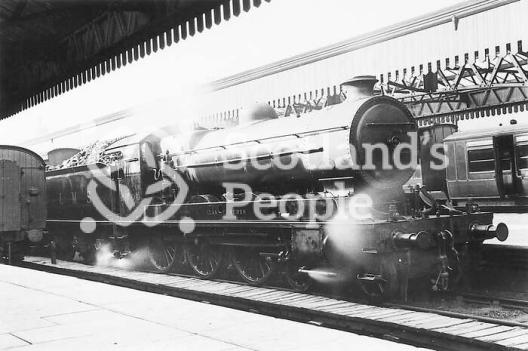 HR Clan Class (LMS Class 4P) 4-6-0 Locomotive No.14769 \"Clan Cameron\"
