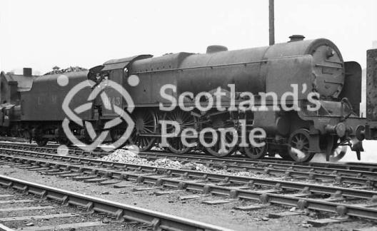 LMS Royal Scot Class 4-6-0 Locomotive No.6143 \"The South Staffordshire Regiment\"