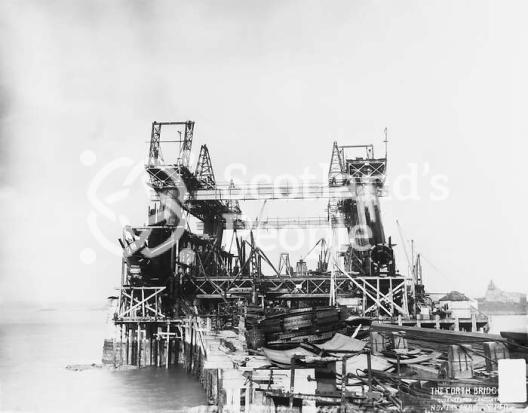 Forth Bridge construction
