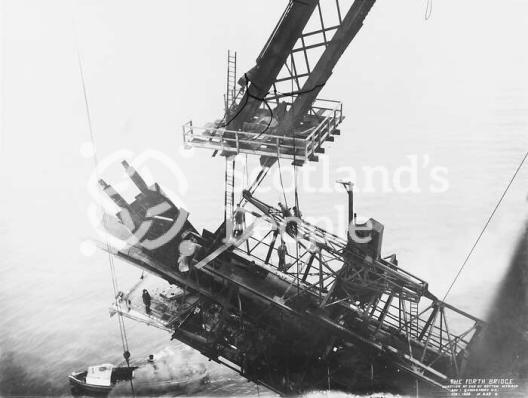 Forth Bridge construction