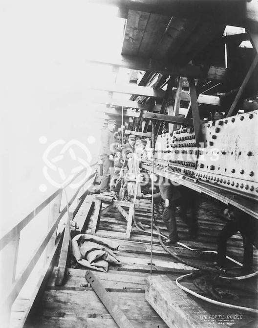 Forth Bridge construction