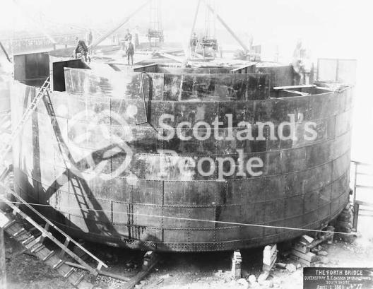 Forth Bridge construction