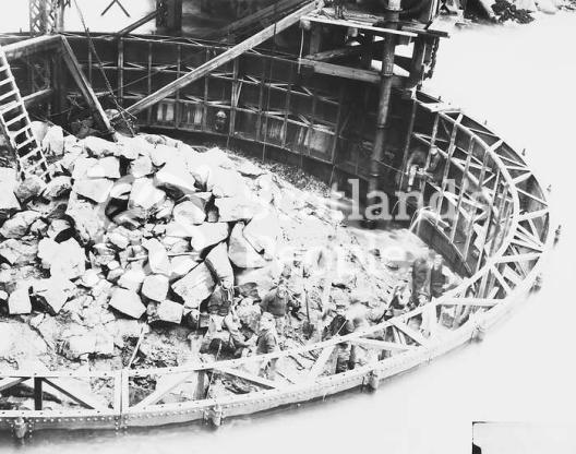 Forth Bridge Construction
