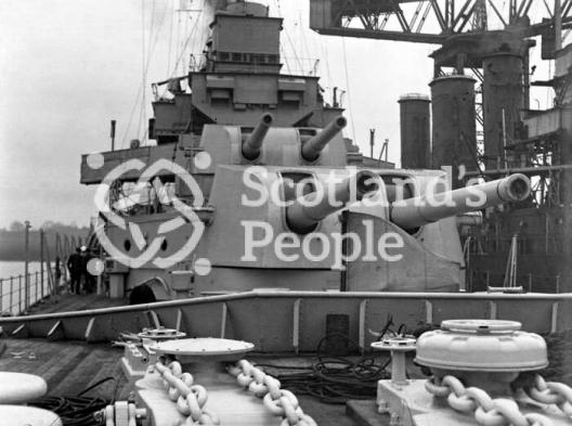 HMAS Australia (512)