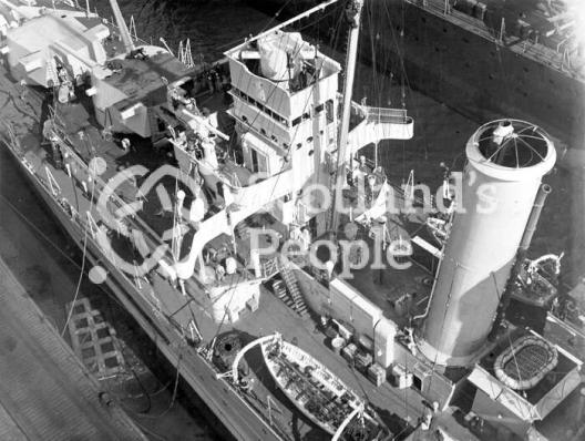 HMAS Australia (512)