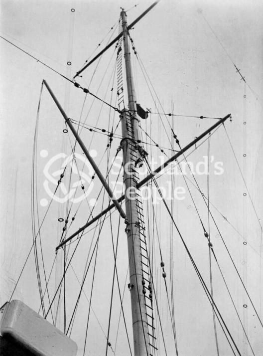HMAS Australia (512)