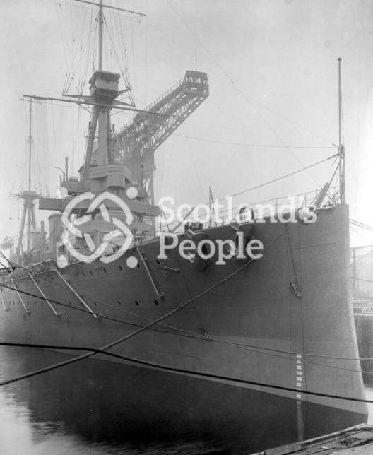 HMAS Australia (402)