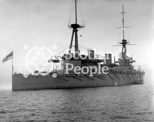 HMAS Australia (402)