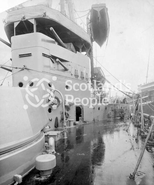 HMAS Australia (402)